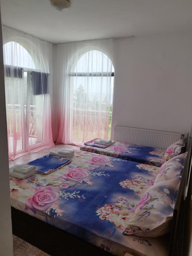 Family Hotel Kentavar 2 Byala  Extérieur photo